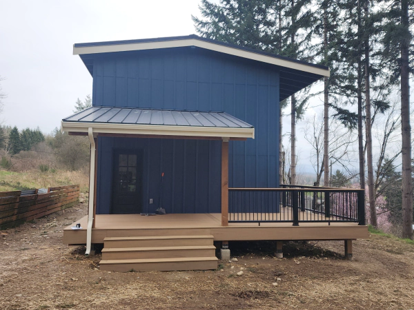 Blue Northwest Structures Outbuilding With Covered Deck In Snohomish WA
